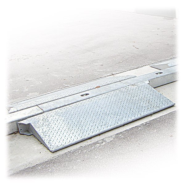 Farm vehicle wheel and chassis disinfection platform